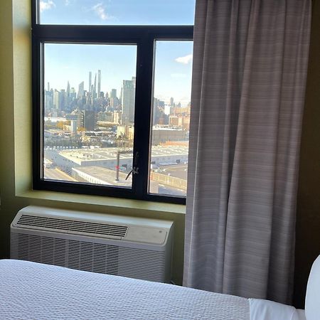 Holiday Inn Express Long Island City E - New York By Ihg Exteriér fotografie