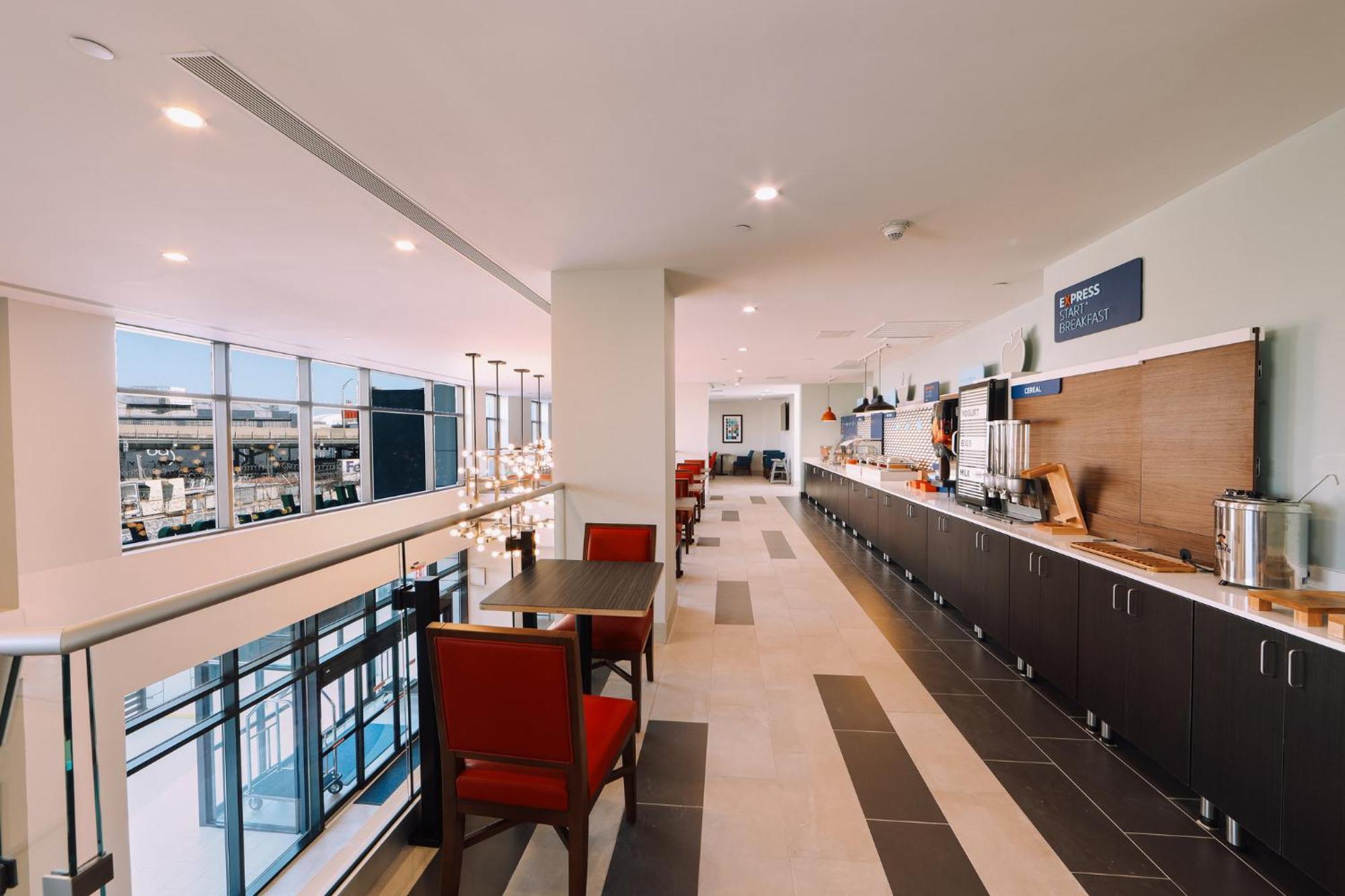 Holiday Inn Express Long Island City E - New York By Ihg Exteriér fotografie