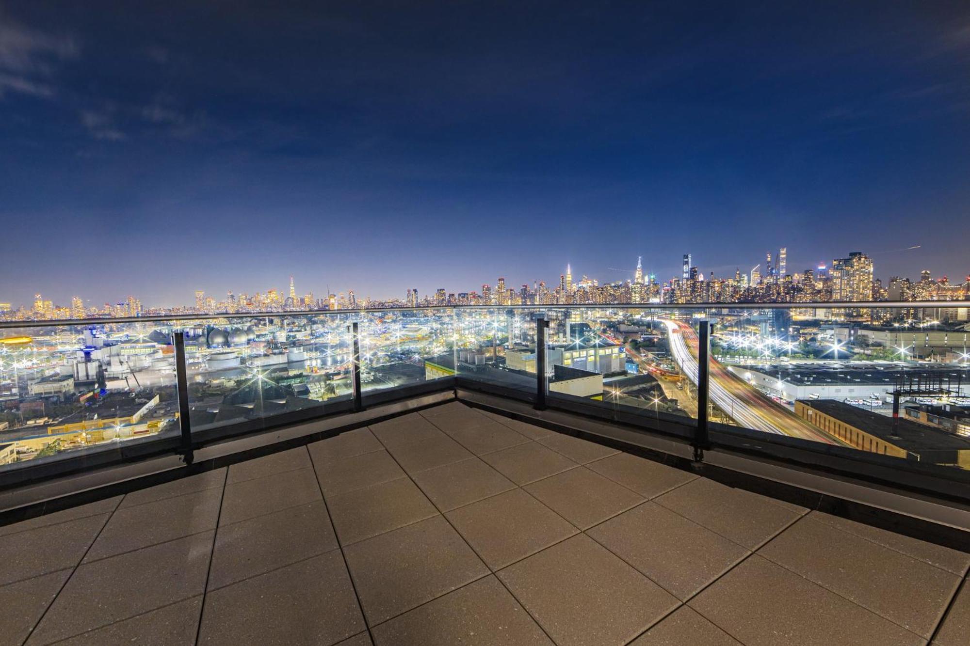 Holiday Inn Express Long Island City E - New York By Ihg Exteriér fotografie