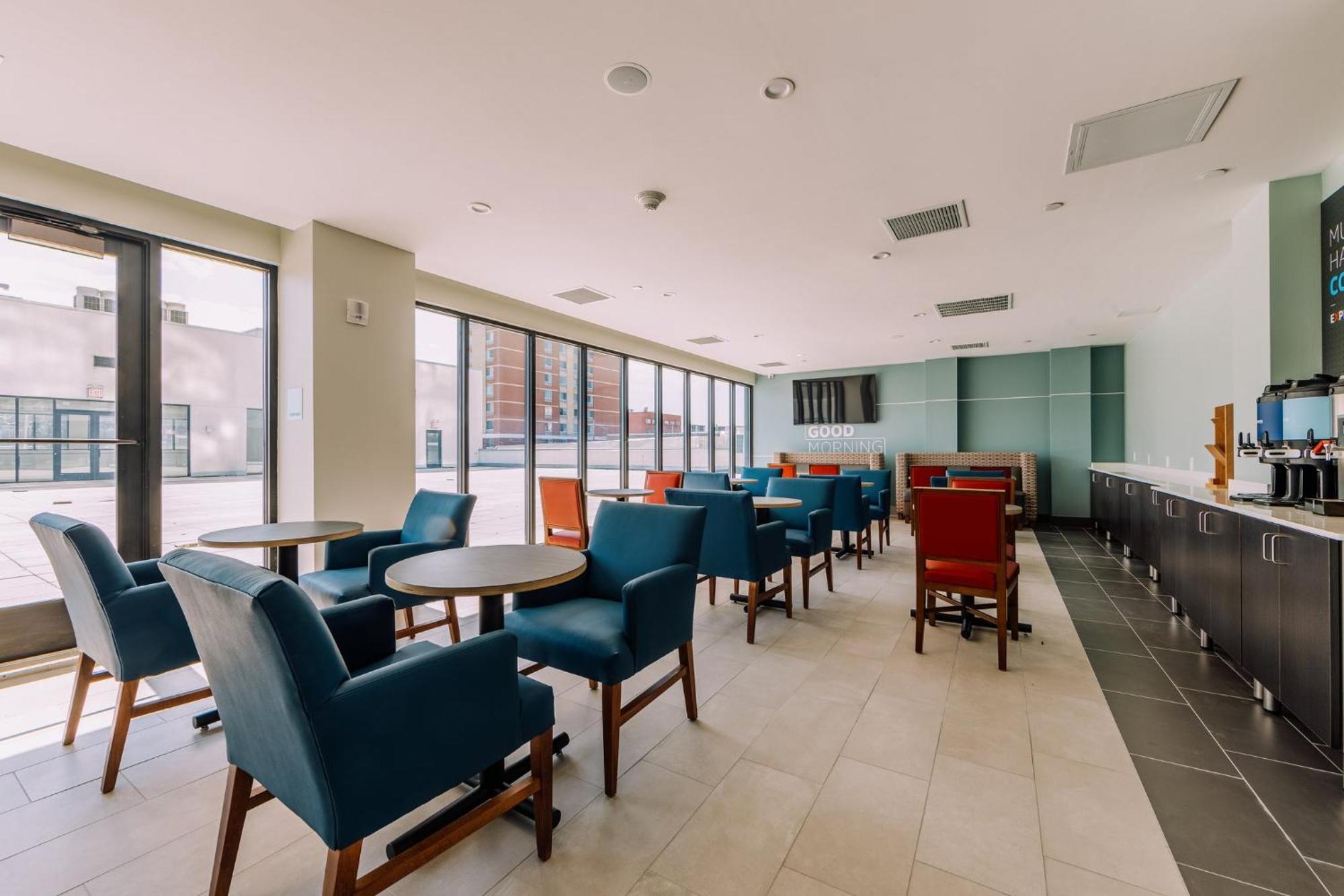 Holiday Inn Express Long Island City E - New York By Ihg Exteriér fotografie